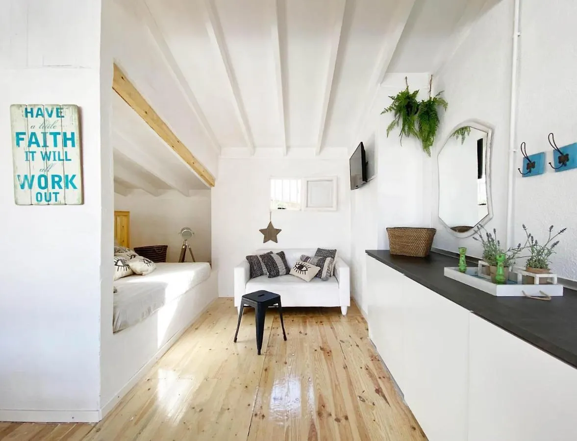 Fridays Flats Casa Aquamarine Villa Barcelona 0*,